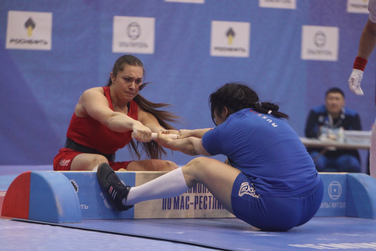 мас-рестлинг