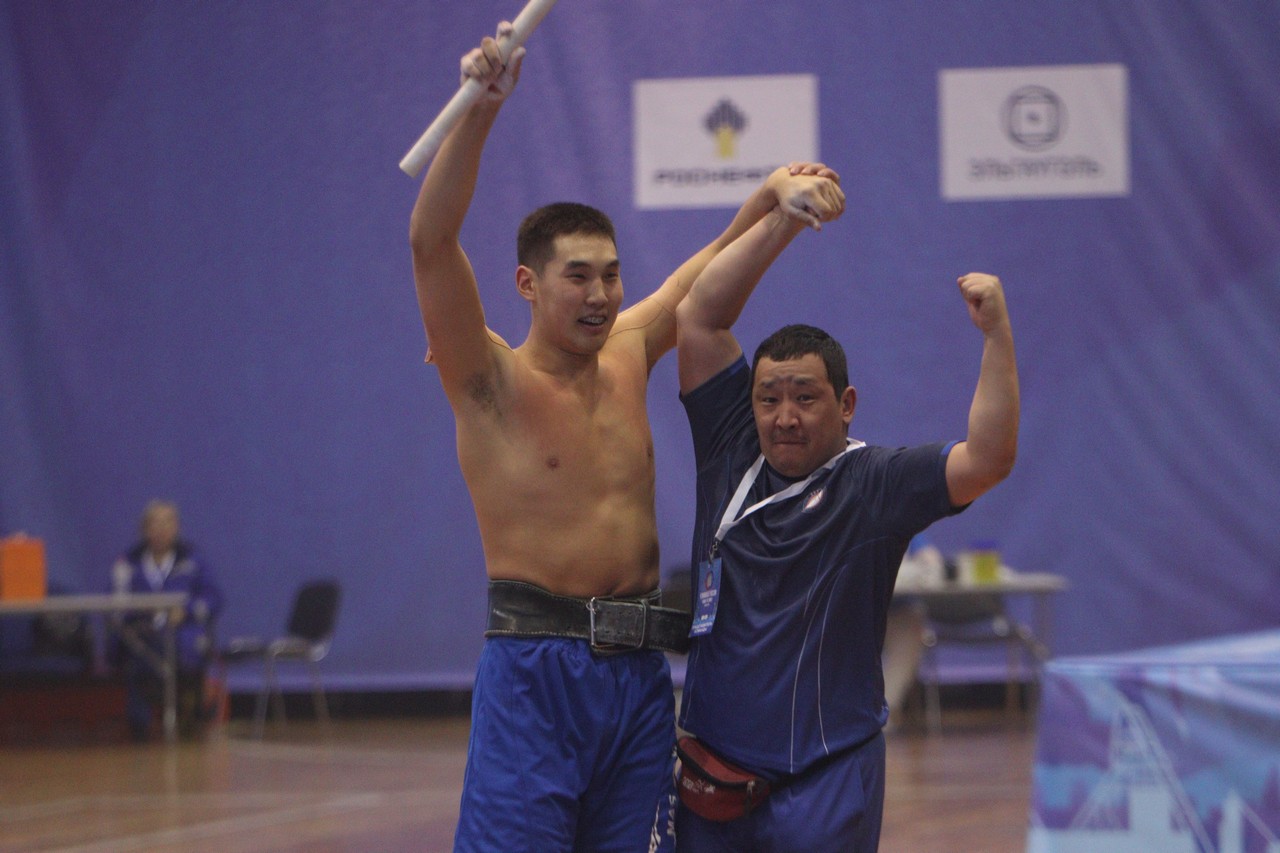 мас-рестлинг