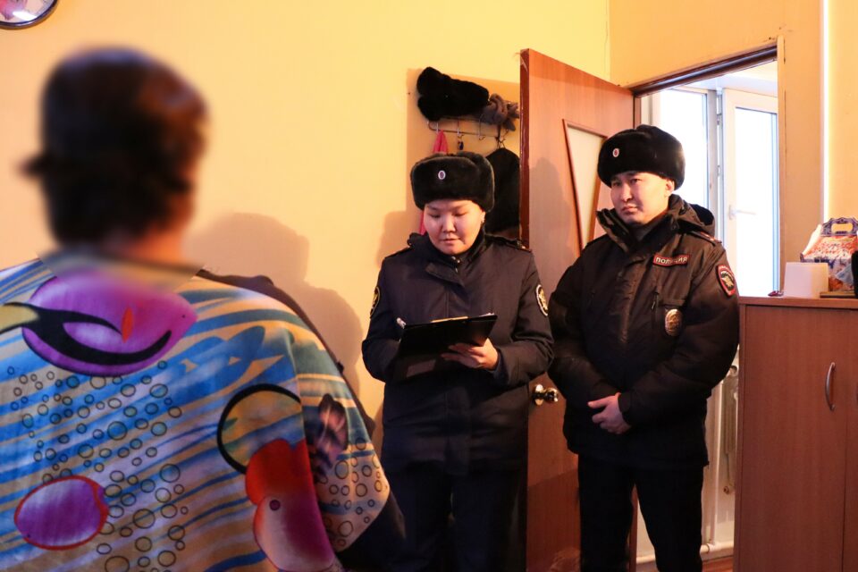 В Якутии сотрудники УФСИН и МВД проверили около 1600 осужденных