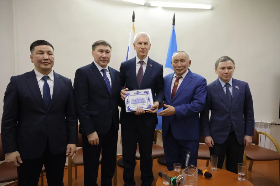 Новый спорткомплекс с интернатом на 200 мест построят в Чурапче