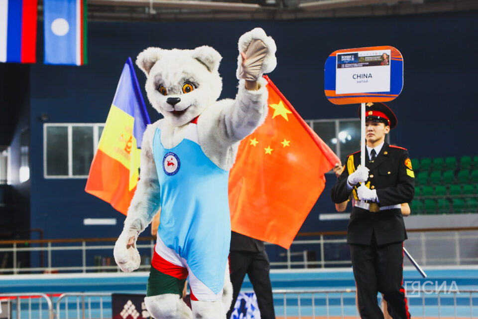 В Якутске состоялось торжественное открытие турнира Романа Дмитриева