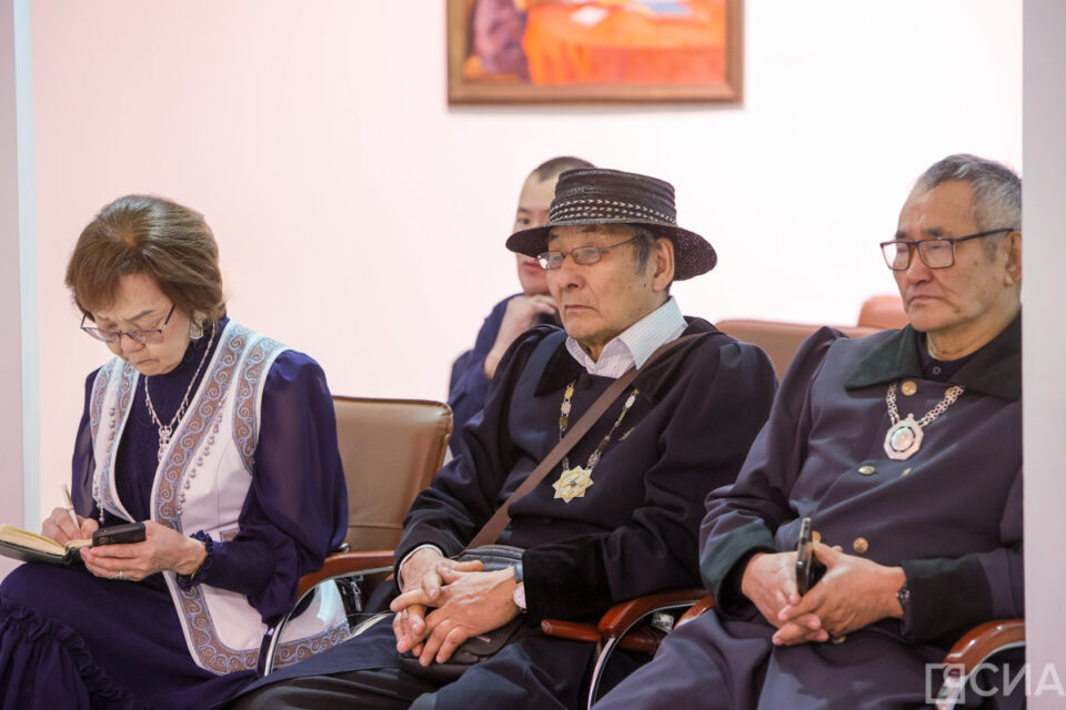 Носители традиционного культурного наследия Якутии встретились с руководством Минкульта