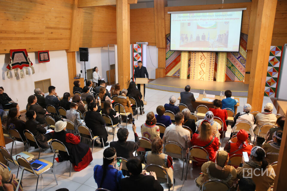 В Якутии разработали дорожную карту развития народно-художественных промыслов