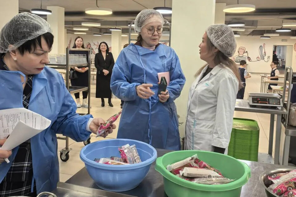 Общественники оценили качество питания в школе №39 Якутска