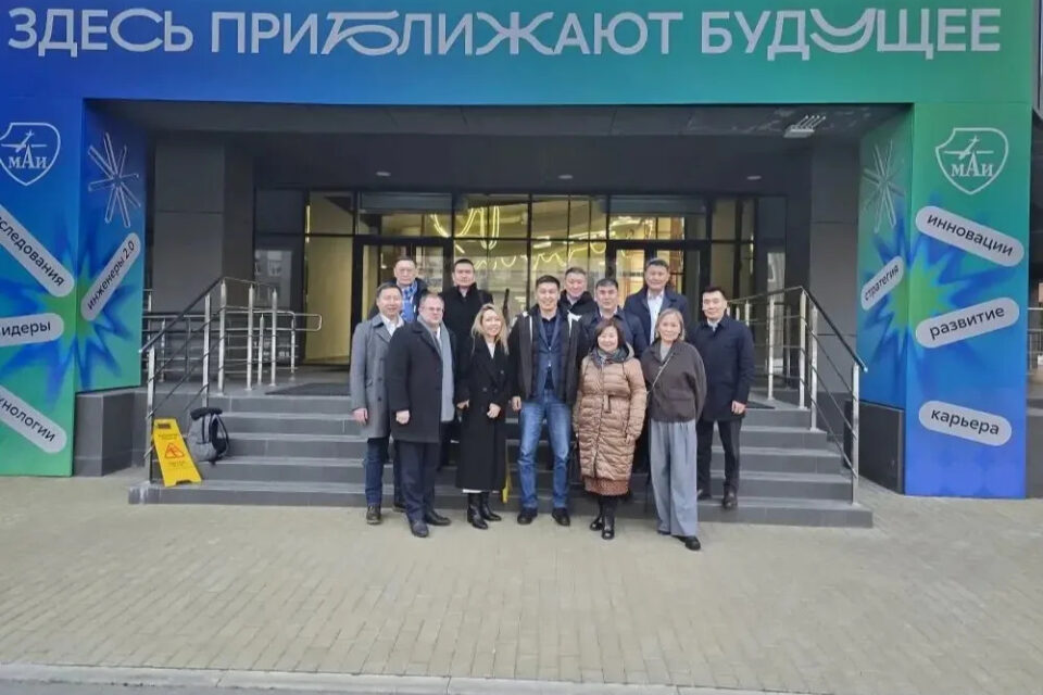 Команда Якутии приняла участие в стратегической сессии по созданию межвузовских кампусов