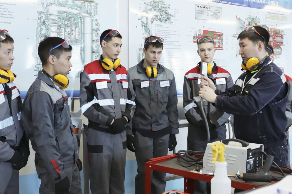 Региональный этап конкурса «Мастер года» соберёт в Якутске лучших педагогов СПО