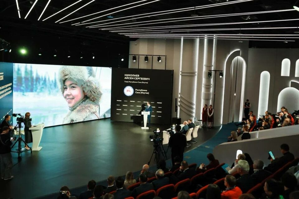 Айсен Николаев представил в Москве проект создания национального центра «Россия» в Якутии