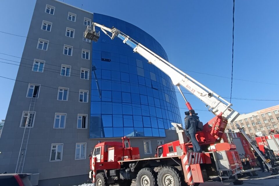 Масштабные учения провели в здании Верховного суда Якутии