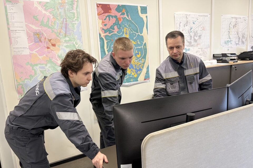 Рюкзак, палатка, костер и шпионские аэростаты: геолог рассказал о своей профессии