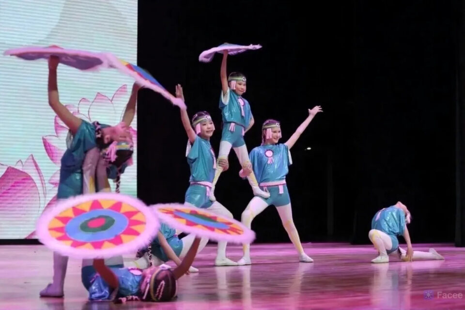 Юные цирковые артисты из Якутии завоевали награды на фестивале в Китае