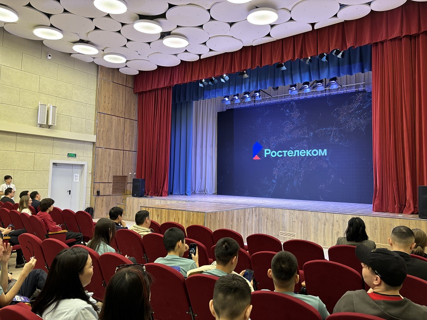 Ростелеком поддержал юных участников конкурса Моя профессия - ИТ в Якутске 03