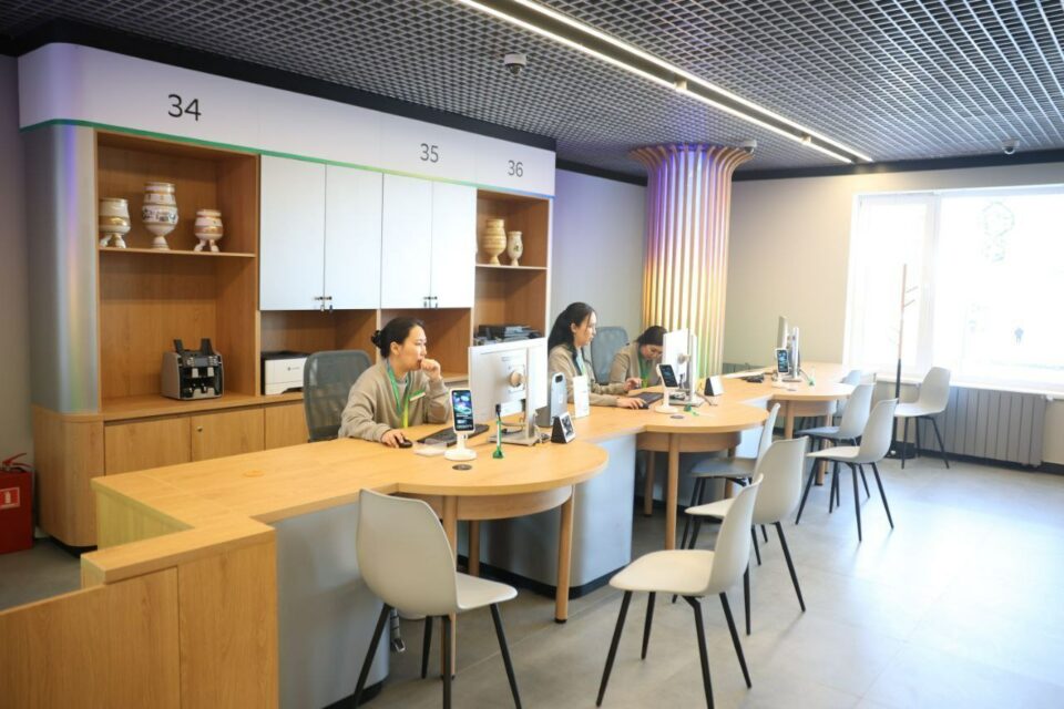 Никакой суеты: Сбер запустил предварительную запись в офисы