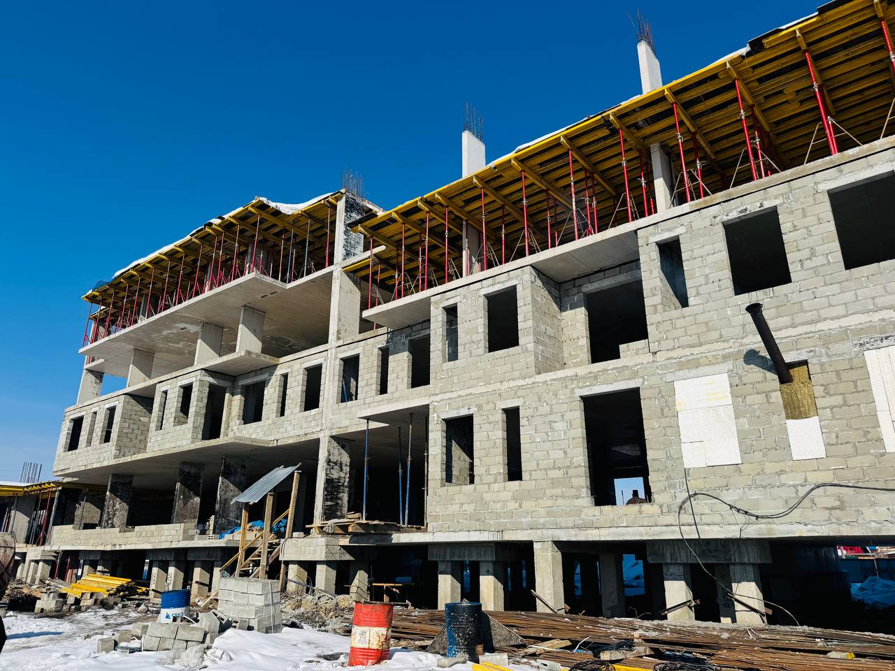 стройка в Амге