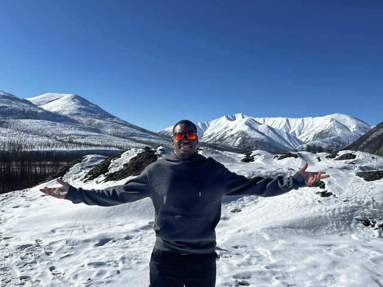 Доктор Брэндон из Африки отправился в первую командировку по Якутии и Магаданской области