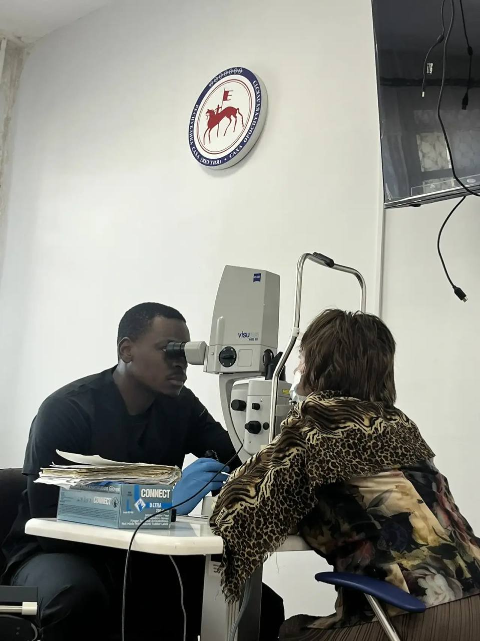 Доктор Брэндон из Африки отправился в первую командировку по Якутии и Магаданской области