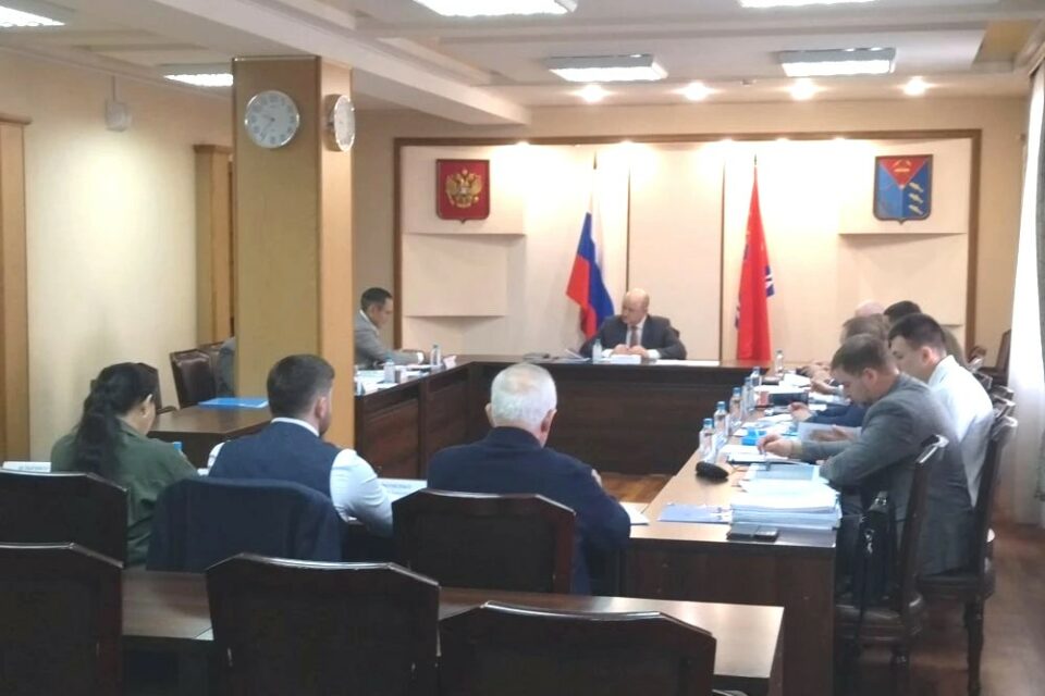 В Магадане обсудили перспективы строительства железной дороги Нижний Бестях – Магадан
