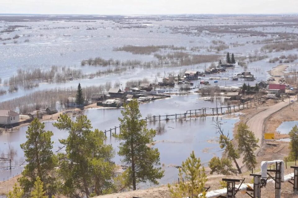 В пригородах Якутска подтопило 34 дворовые территории