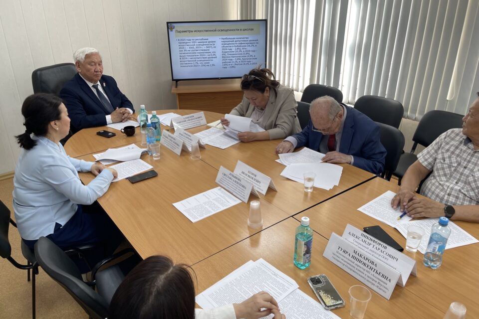Совет при Роспотребнадзоре Якутии усилит контроль за торговлей и в образовании