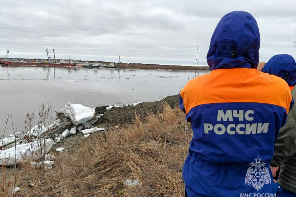 В трех селах Усть-Майского района подтоплены дворы