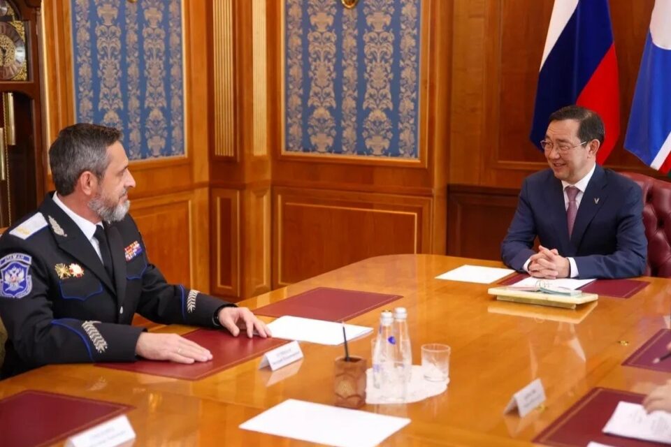 Айсен Николаев провел рабочую встречу с атаманом Всероссийского казачьего общества