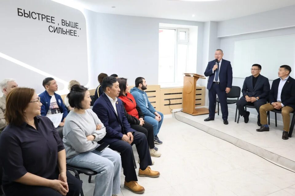 Судейский корпус V Спартакиады трудовых коллективов получил новую спортивную экипировку