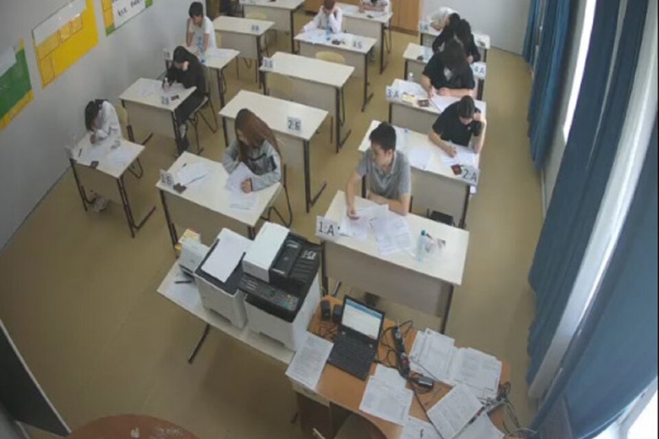 «Ростелеком» обеспечил видеонаблюдение за итоговыми экзаменами в свыше тысячи аудиторий Якутии