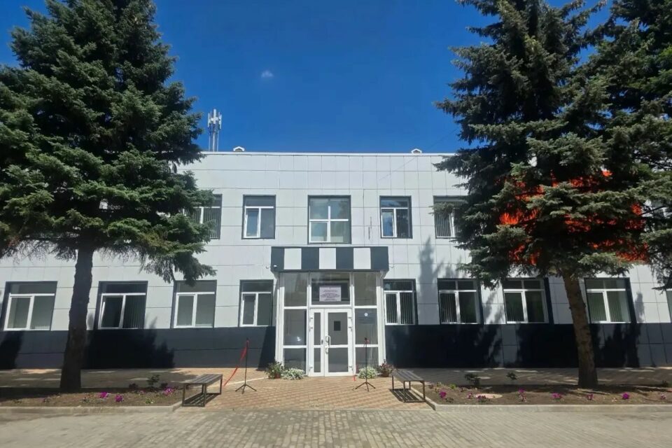 В Докучаевске открыли Дом детского творчества при участии главы Якутии