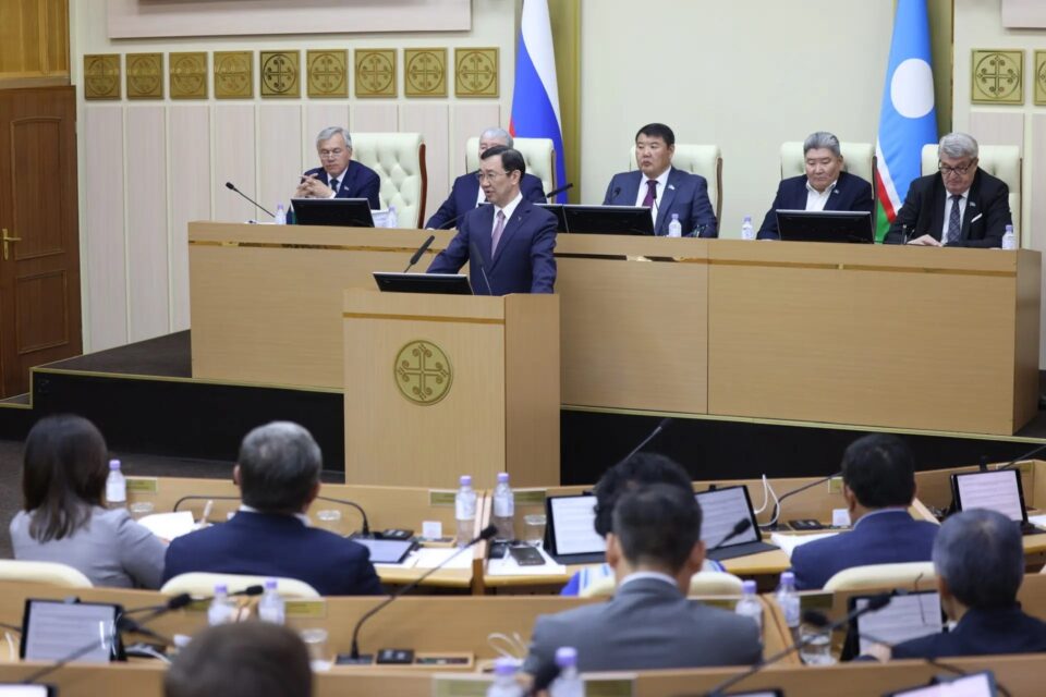 Глава Якутии назвал благополучие семей ключевым критерием работы властей