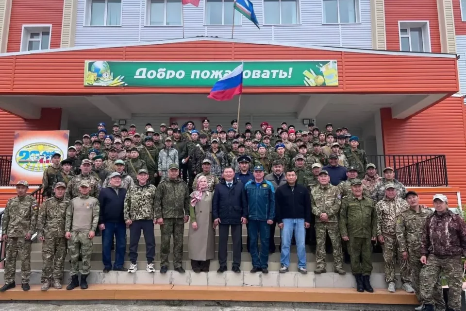 Ветераны СВО приняли участие в военно-полевых сборах для школьников в селе Бестях Якутии