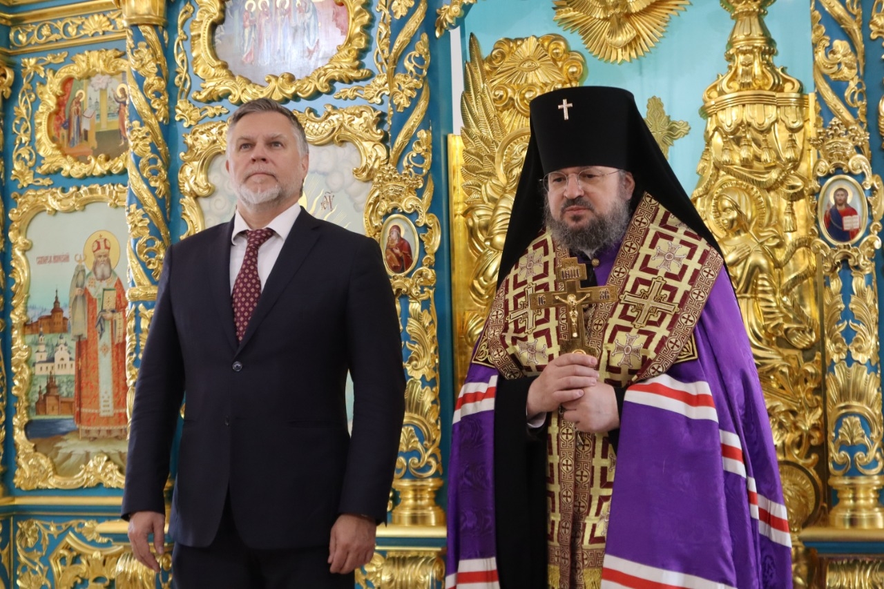 «За нравственный подвиг учителя»
