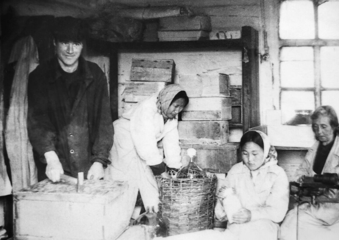 Укупорка товара, 1950-е гг.