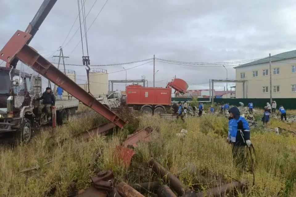 В Аллаиховском районе собрали более 12 тонн металлолома в рамках «Чистой Арктики»