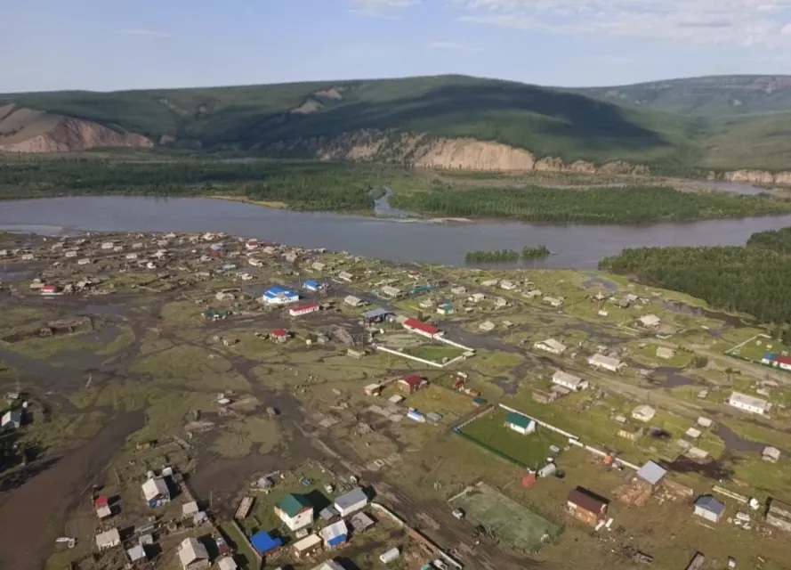 В Верхоянском районе вода полностью ушла с подтопленных территорий