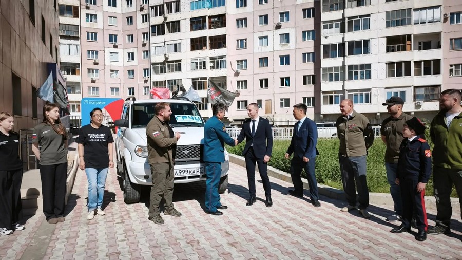 Еще один автомобиль отправят участникам СВО из Якутии