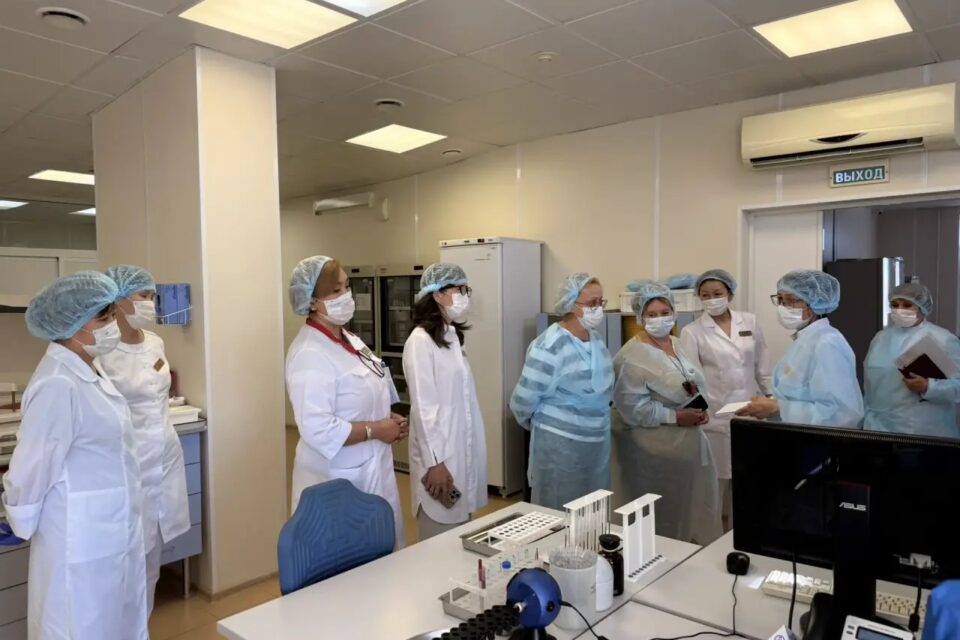 Федеральные эксперты высоко оценили работу Центра СПИД в Якутии