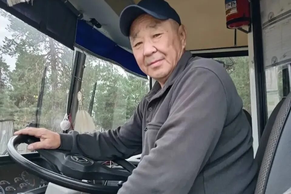 Ветеран СВО из Вилюйского района стал водителем автобуса при поддержке фонда «Защитники Отечества»