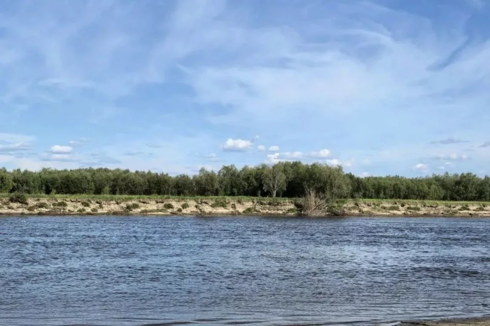 В Томпонском районе нашли тело рыбака, утонувшего при опрокидывании лодки