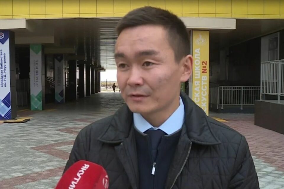 Боксер Василий Егоров отметил удобство трехдневного голосования на выборах в Госдуму