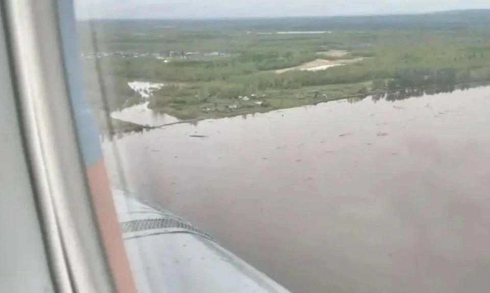 В Кобяйском районе ищут троих мужчин, пропавших на лодке