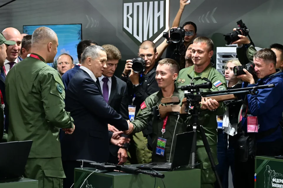 Более 14 тысяч гостей оценили интерактивную программу центра «ВОИН» на ВЭФ-2026