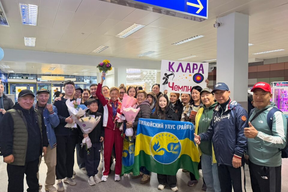 Чемпионку Всемирных игр кочевников встретили в Якутске