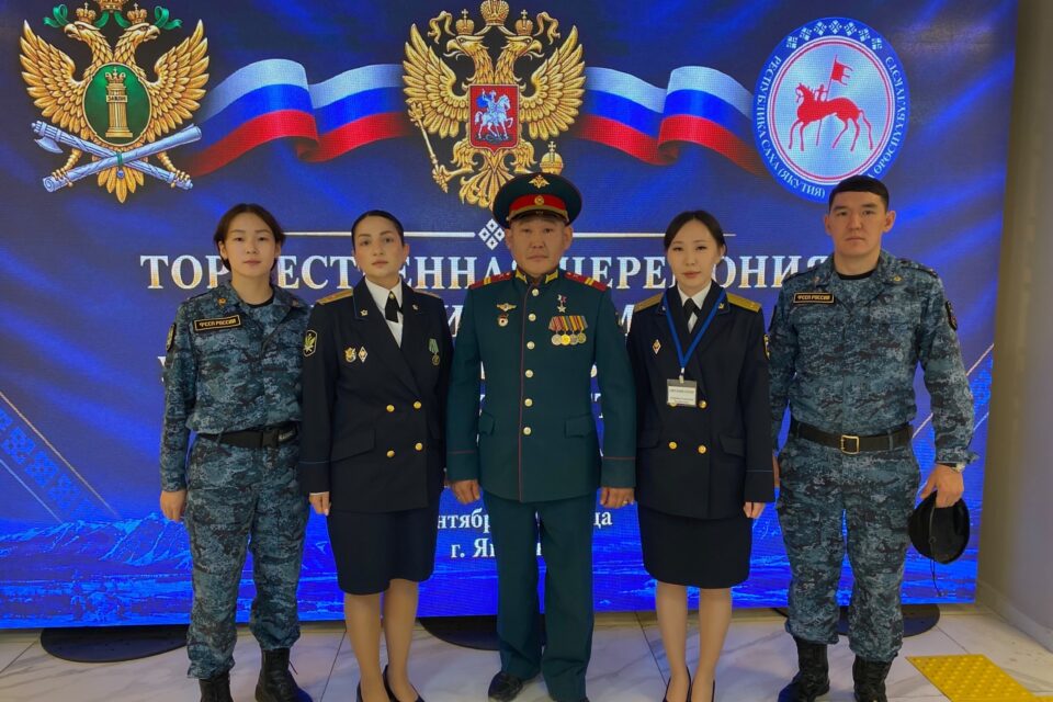 Молодежный совет УФССП Якутии встретился с Героем РФ Андреем Григорьевым — Тутой