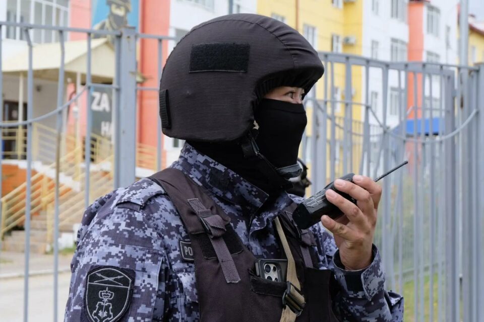 За неделю росгвардейцы Якутии задержали 173 нарушителя и двух разыскиваемых