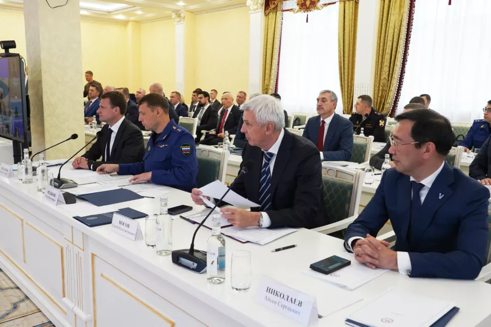 Якутия намерена включить ключевые проекты в план развития Дальнего Востока