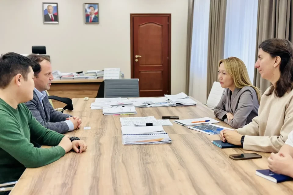 В Минэкономики Якутии обсудили внедрение на предприятиях робототехнических комплексов