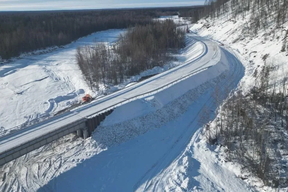 В Томпонском районе открыли движение по двум новым мостам через реки Улах и Куранах
