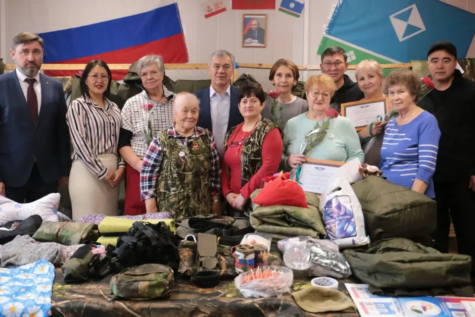 Мирнинские волонтеры отправляют по 400 кг грузов каждую неделю в зону СВО