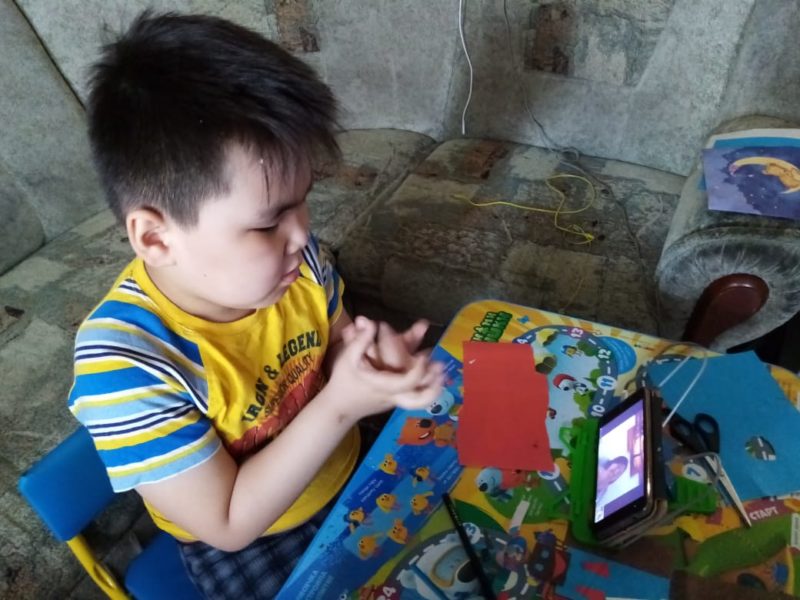 Реабилитационная работа с детьми в социальных учреждениях Якутии не останавливается