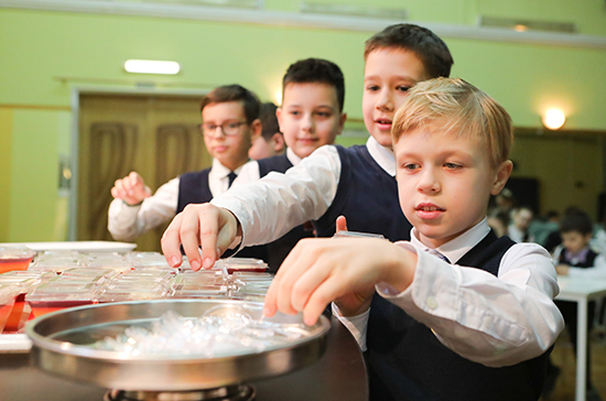 ОНФ в Якутии держит под контролем организацию горячего питания школьников